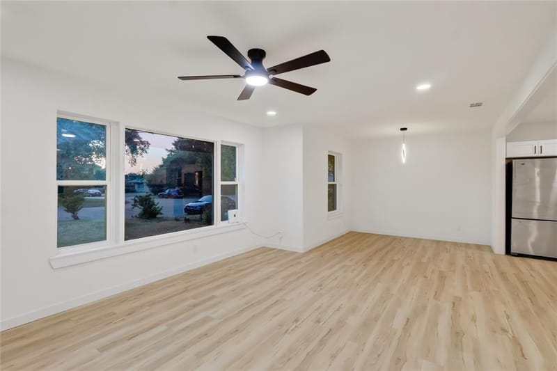 835 Glen Arbor Drive, Dallas TX 75241 - Photo 10