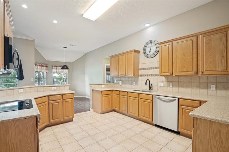 6630 Meadow Ridge Circle, Nevada TX 75173 - Photo 9