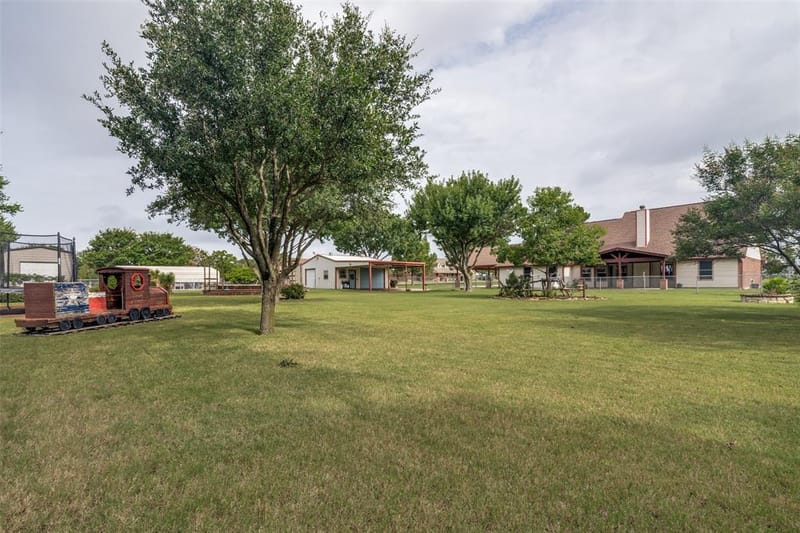 6630 Meadow Ridge Circle, Nevada TX 75173 - Photo 24