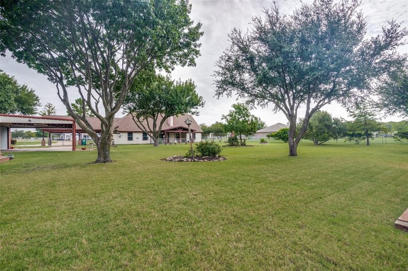6630 Meadow Ridge Circle, Nevada TX 75173 - Photo 25
