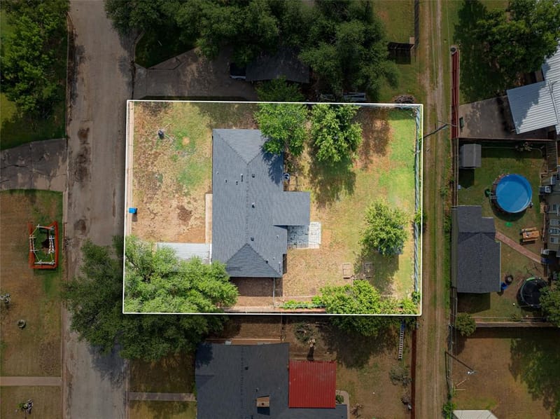 1505 Westridge Circle, Breckenridge TX 76424 - Photo 3
