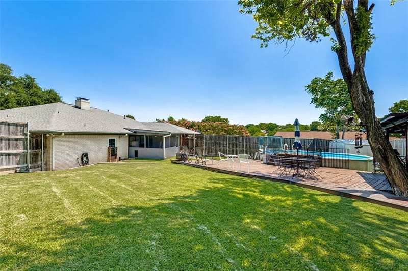 3217 Colonel Circle, Garland TX 75043 - Photo 32