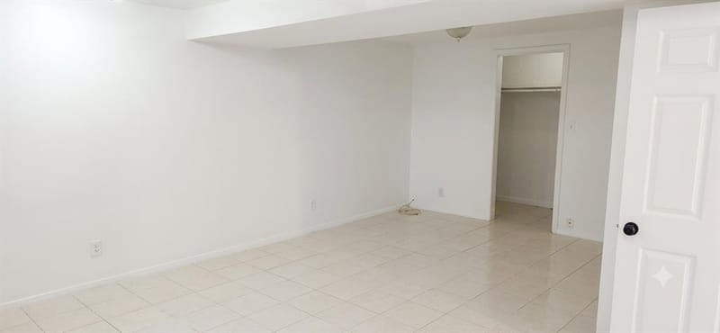 901 E Daugherty Drive, Garland TX 75041 - Photo 9