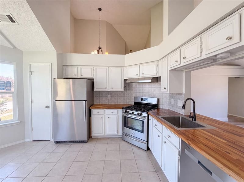 713 Lake Bluff Drive, Flower Mound TX 75028 - Photo 13