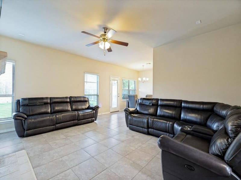 9809 Timberwolf Lane, McKinney TX 75071 - Photo 3