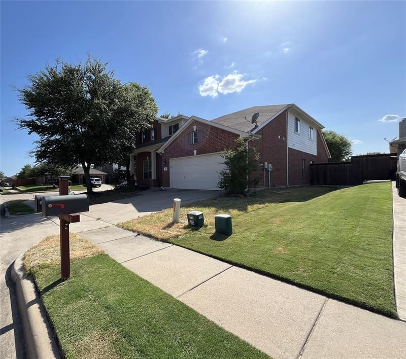 2011 New Braunfels, Forney TX 75126 - Photo 2