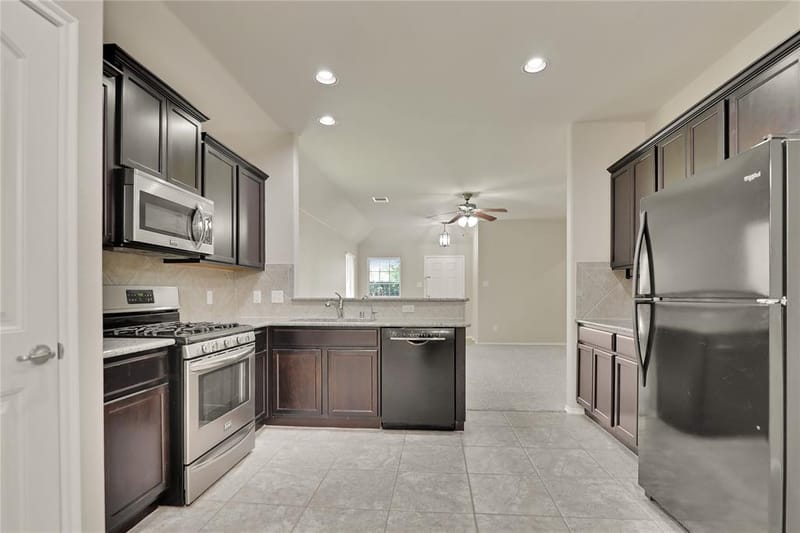 300 Black Bear Drive, McKinney TX 75071 - Photo 10