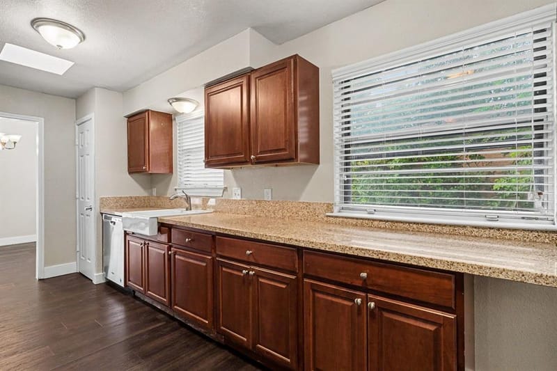 4812 Harlan Avenue, Fort Worth TX 76132 - Photo 6