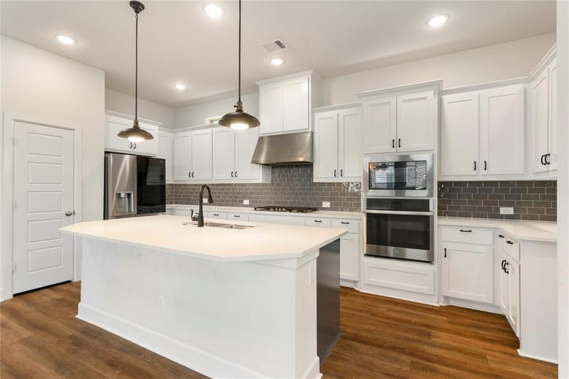 4310 Indigo Lark Lane, Arlington TX 76005 - Photo 12