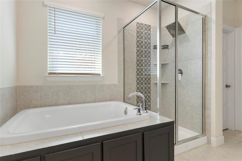 4310 Indigo Lark Lane, Arlington TX 76005 - Photo 33
