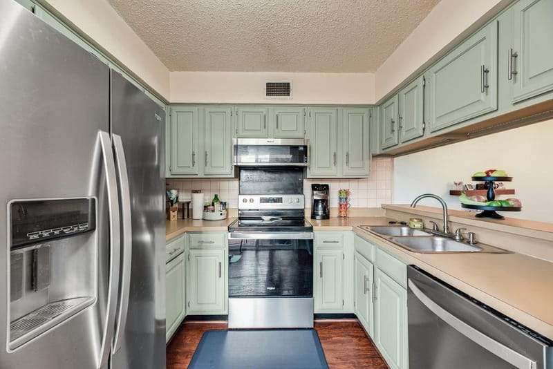 4273 Madera Road # 4, Irving TX 75038 - Photo 2