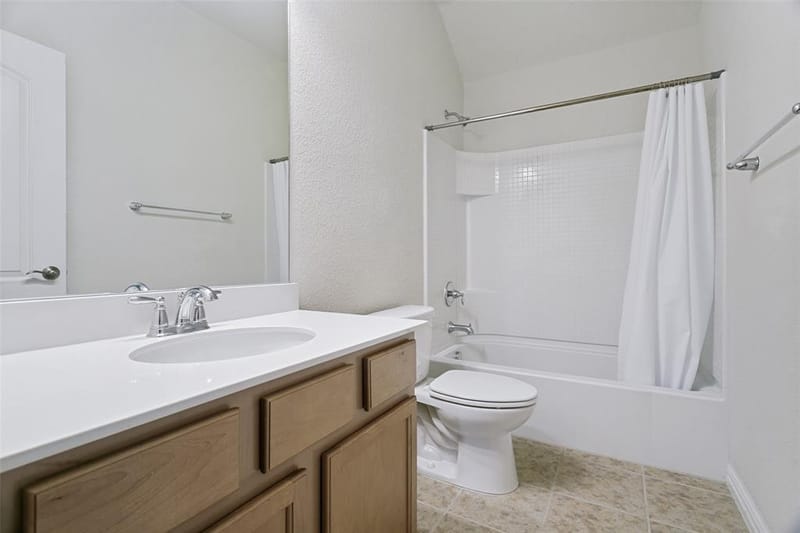 211 Copper Canyon Drive, Lewisville TX 75067 - Photo 22