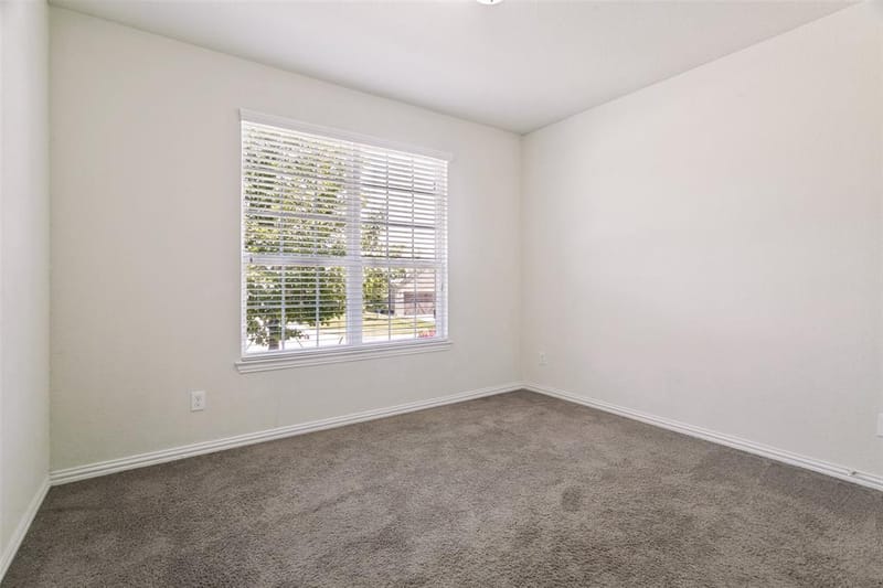 211 Copper Canyon Drive, Lewisville TX 75067 - Photo 20