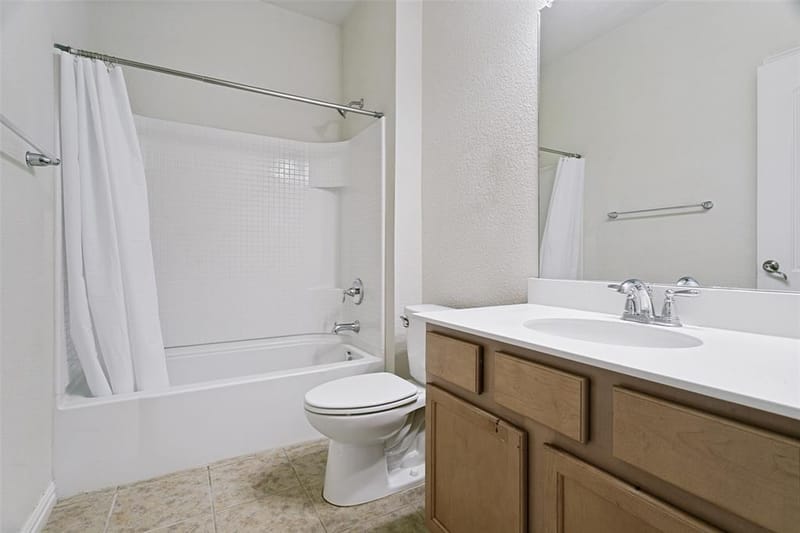 211 Copper Canyon Drive, Lewisville TX 75067 - Photo 21