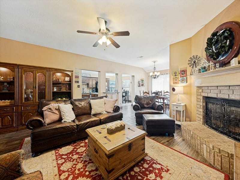 149 Roberts Drive, Saginaw TX 76179 - Photo 2
