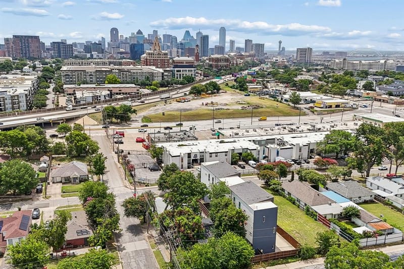 2611 Hondo Avenue # 102, Dallas TX 75219 - Photo 24