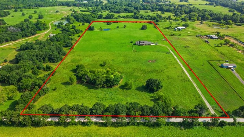 783 County Road 121, Gainesville TX 76240 - Photo 2
