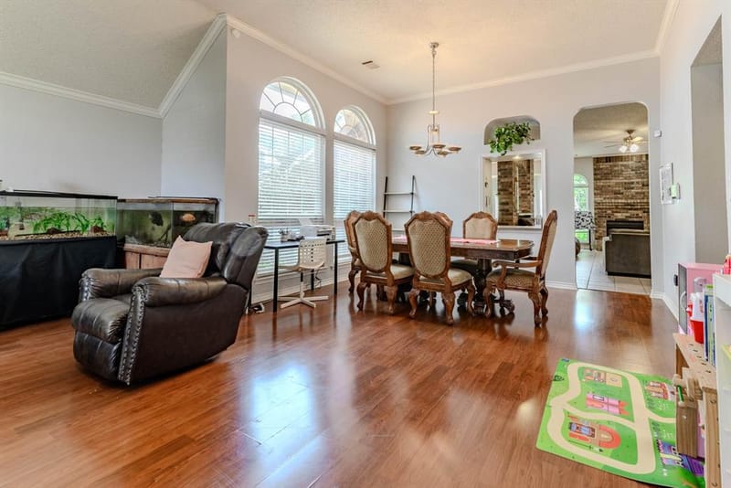 2206 S Branch Drive, Arlington TX 76001 - Photo 9