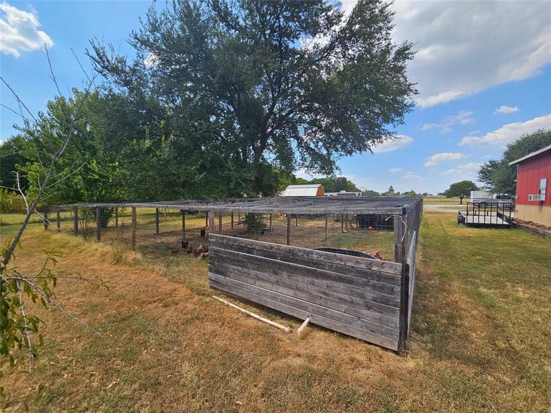 1226 County Road 243, Collinsville TX 76233 - Photo 27