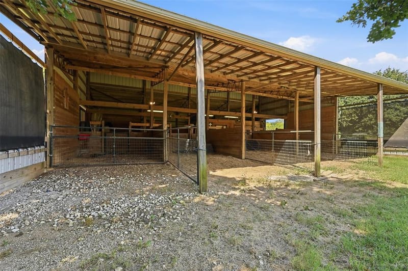 1226 County Road 243, Collinsville TX 76233 - Photo 26