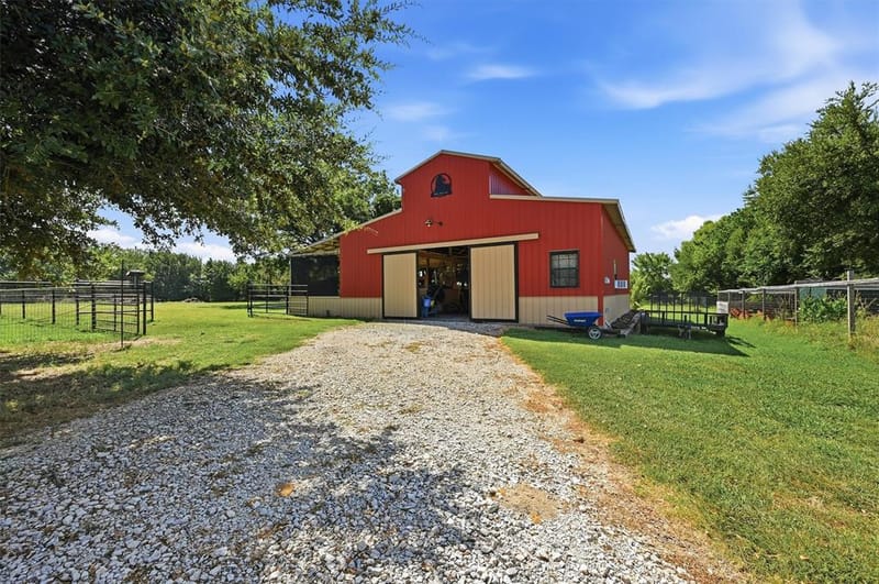 1226 County Road 243, Collinsville TX 76233 - Photo 20