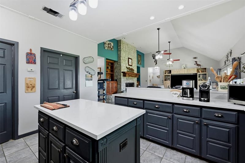 1226 County Road 243, Collinsville TX 76233 - Photo 9