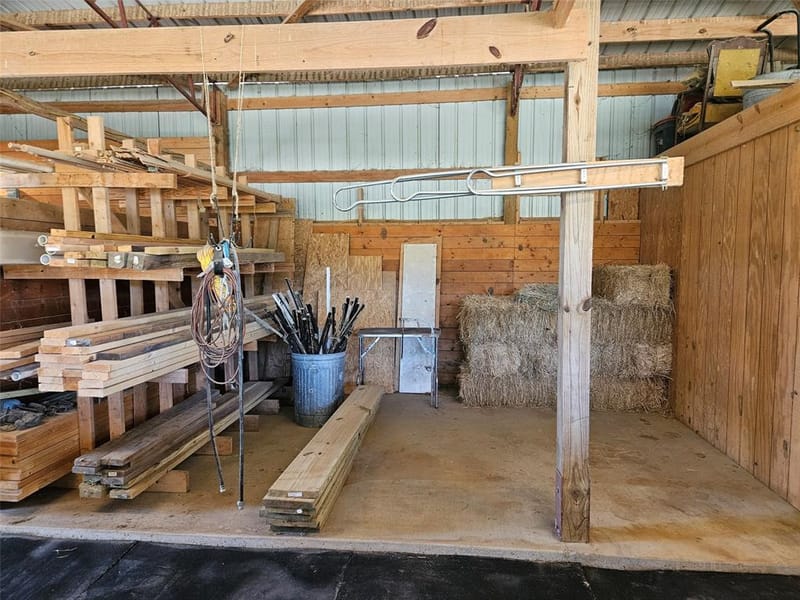 1226 County Road 243, Collinsville TX 76233 - Photo 24