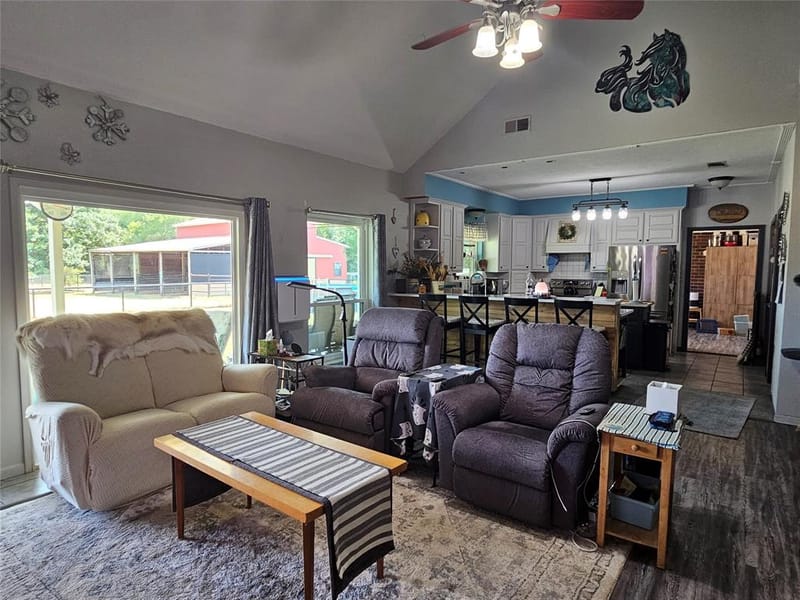 1226 County Road 243, Collinsville TX 76233 - Photo 10