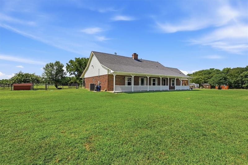 1226 County Road 243, Collinsville TX 76233 - Photo 4