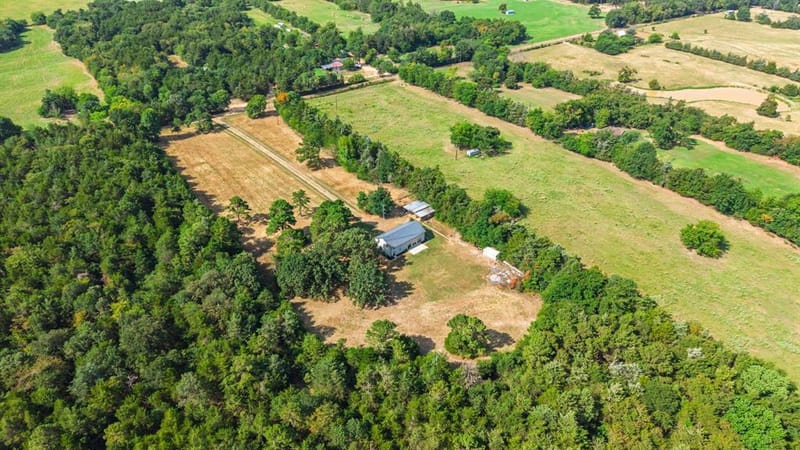 2631 County Road 2400, Pickton TX 75471 - Photo 35