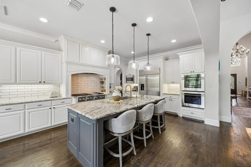 3812 Shady Creek Court, Frisco TX 75033 - Photo 9