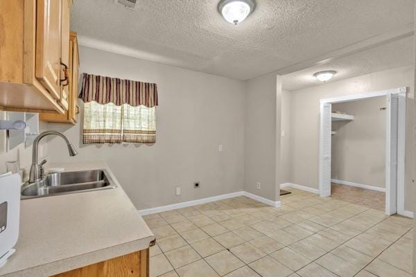 1005 W Clarence Street W, Fort Worth TX 76117 - Photo 11