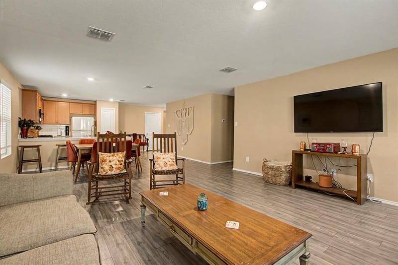 1517 Oak Creek Drive, Hutchins TX 75141 - Photo 8