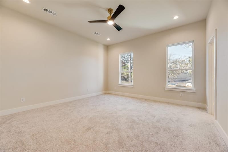 2507 Fatima Avenue, Dallas TX 75241 - Photo 7
