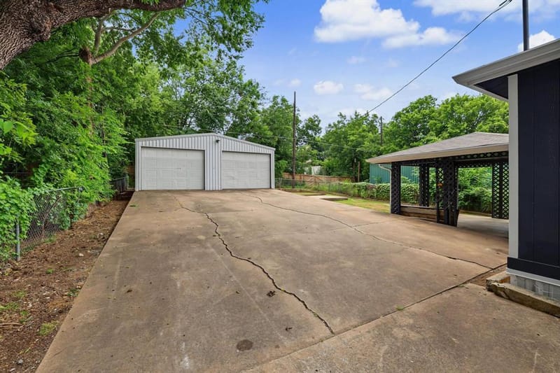 1320 W Morton Street, Denison TX 75020 - Photo 27