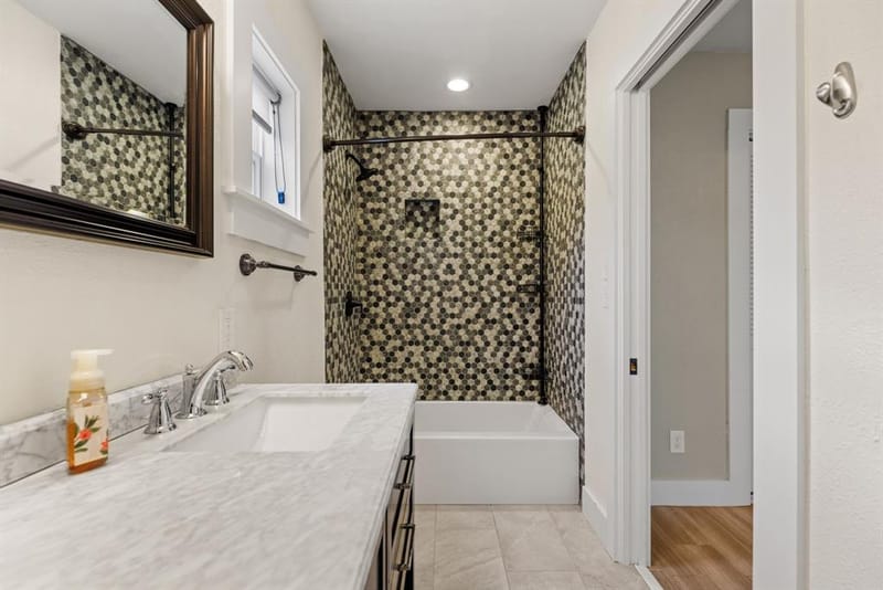 515 W 6th Street, McGregor TX 76657 - Photo 20