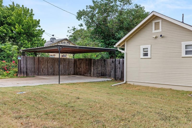 515 W 6th Street, McGregor TX 76657 - Photo 24