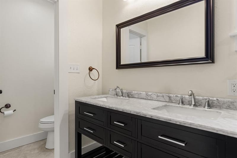515 W 6th Street, McGregor TX 76657 - Photo 19