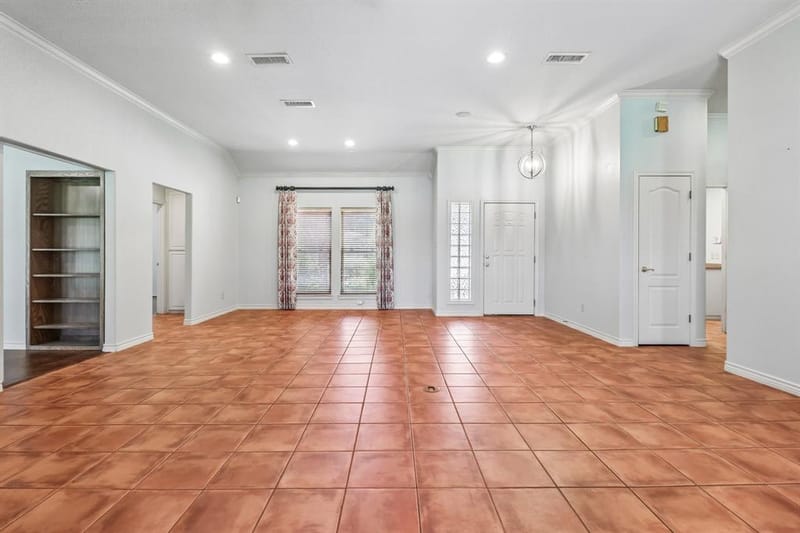 824 Havenwood Lane S, Fort Worth TX 76112 - Photo 7