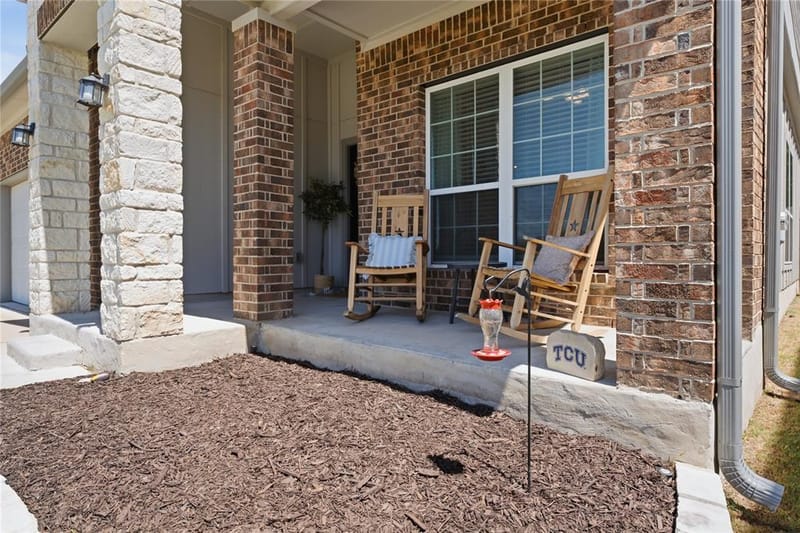 636 Friar Tuck Drive, Temple TX 76502 - Photo 2