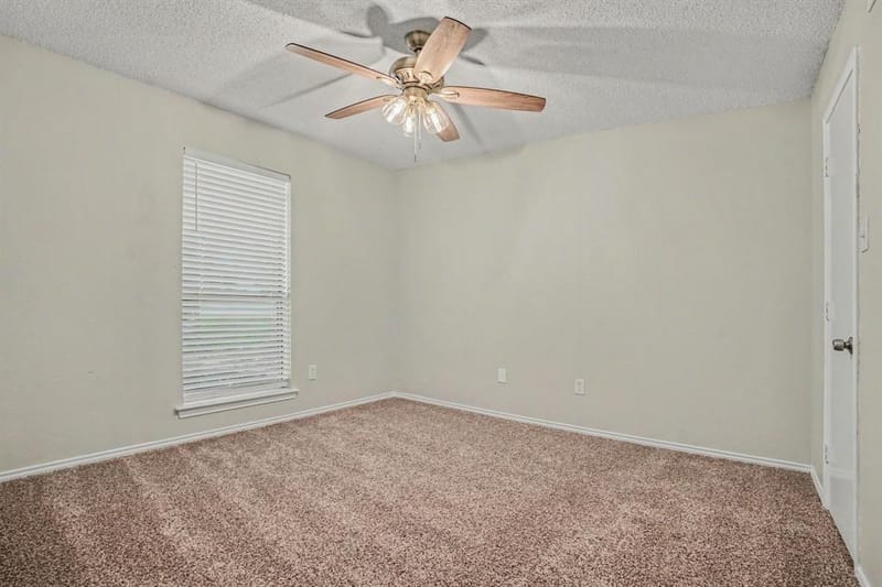4715 Burning Springs Drive, Arlington TX 76017 - Photo 13