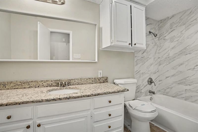 4715 Burning Springs Drive, Arlington TX 76017 - Photo 14