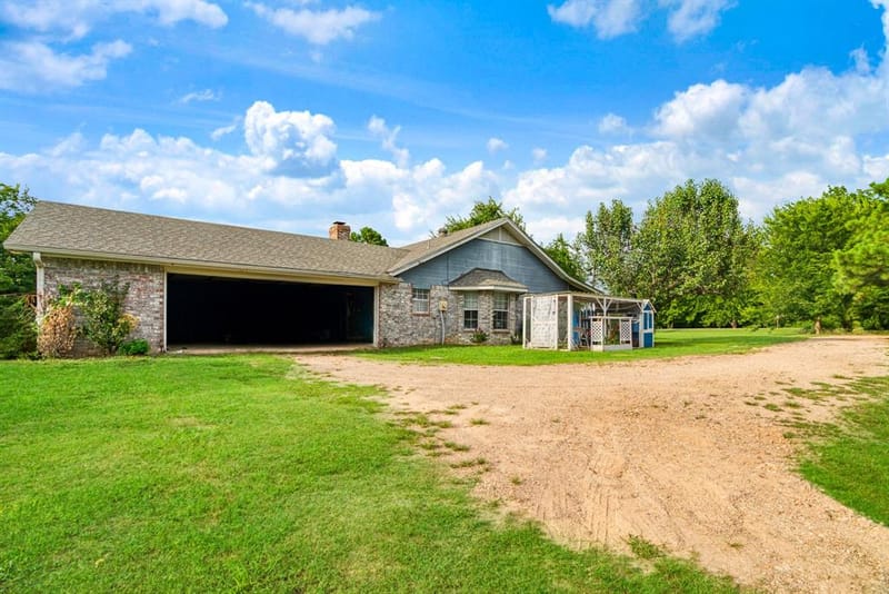 2640 3 RD St SE, Paris TX 75460 - Photo 3