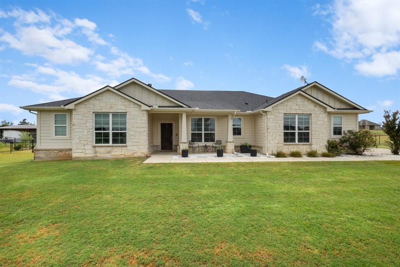 170 Spring Creek Circle, Paradise TX 76073