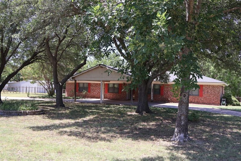 4315 Waples Road, Granbury TX 76049 - Photo 6