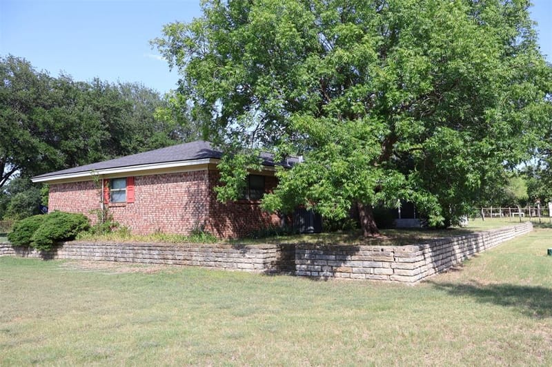 4315 Waples Road, Granbury TX 76049 - Photo 12