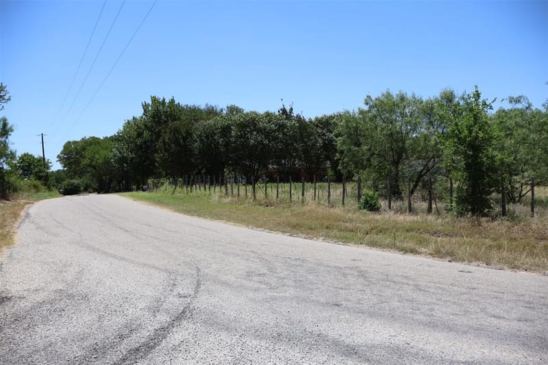 4315 Waples Road, Granbury TX 76049 - Photo 3
