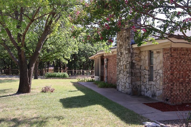 4315 Waples Road, Granbury TX 76049 - Photo 11
