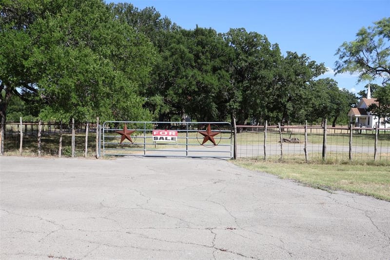 4315 Waples Road, Granbury TX 76049 - Photo 19
