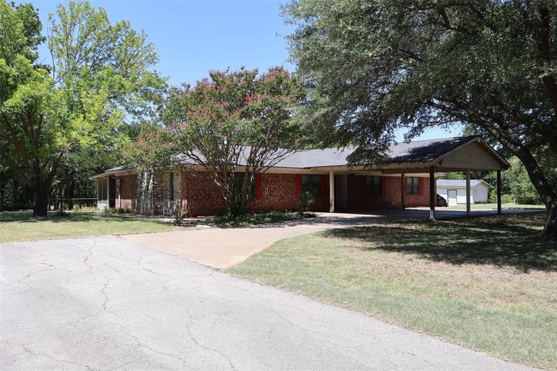 4315 Waples Road, Granbury TX 76049 - Photo 8